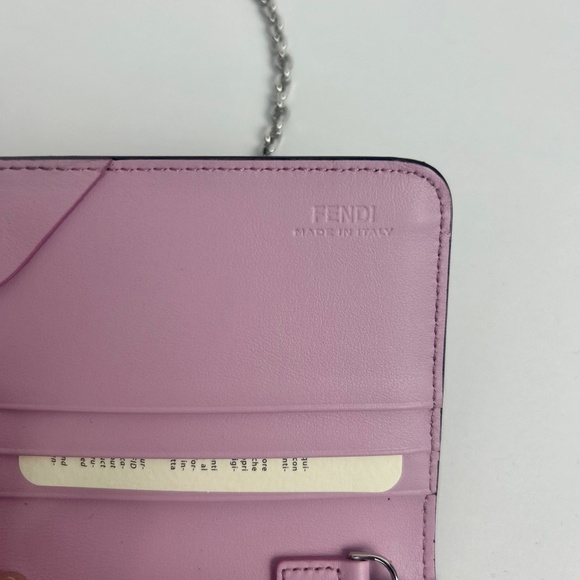 Fendi Love Stud Wallet with Chain  Brand new - Picture 9 of 11